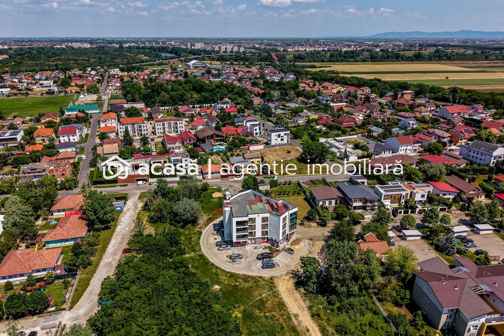 Apartament cu 2 camere, bloc nou, Subcetate, Arad - Poză 1