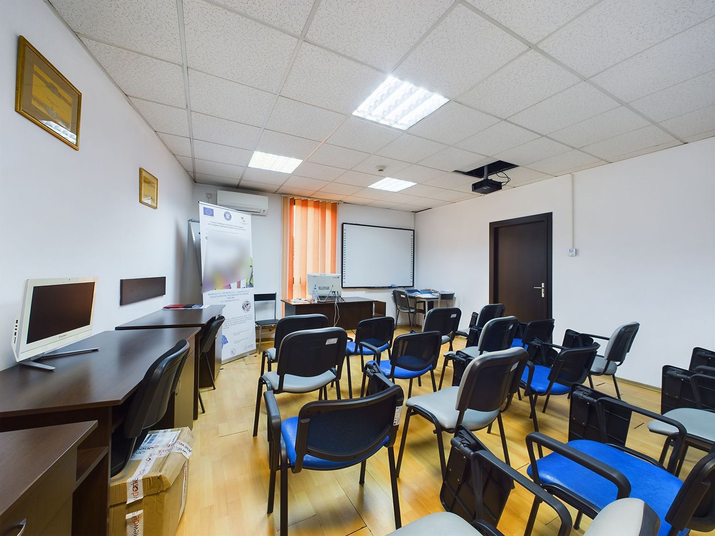 Clădire de birouri cu chiriași existenți - Poză 10