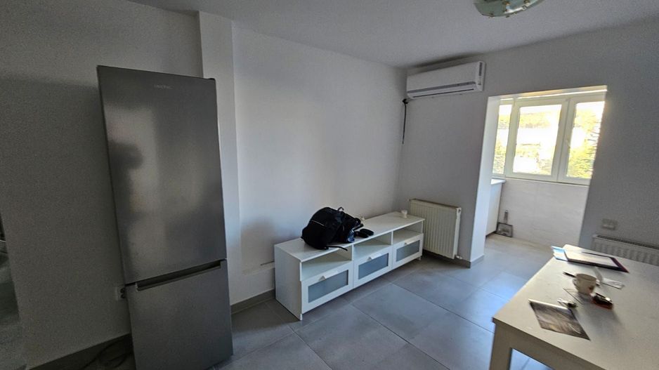 Apartament de Vânzare, Mioveni – Ideal pentru un Nou Început - Poză 5