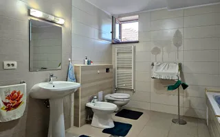 Casă plus Spațiu comercial  741 mp, Teren 906 mp Brasov - zona Blumana - Poză 42