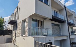 Vilă duplex modernă | Tunari | Strada 1 Decembrie | renovată integral - Poză 1