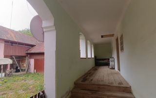 Gospodărie tradițională de vânzare în Poiana Sibiului – doar 25.000 Euro - Poză 11