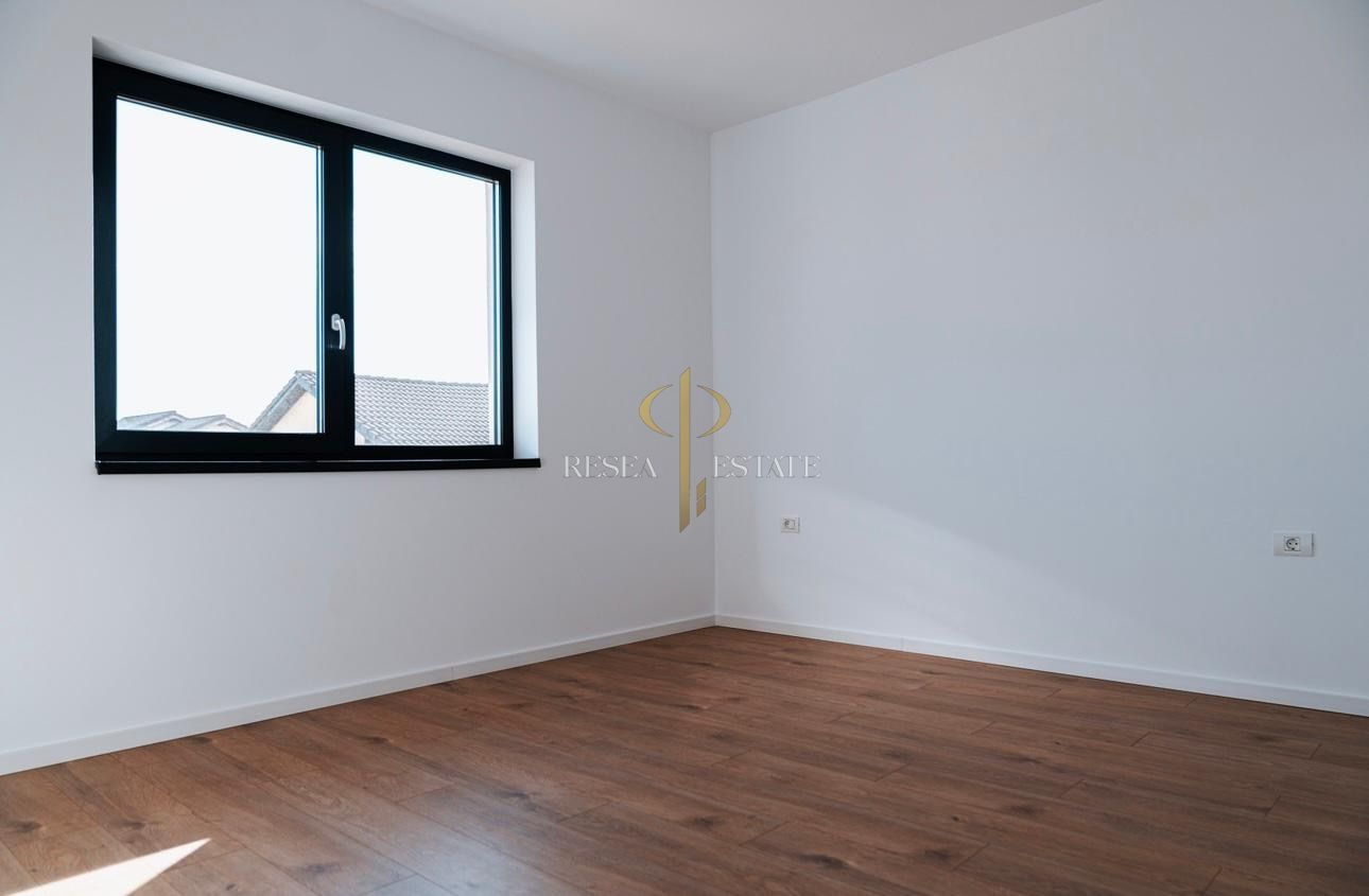 Casa individuală -4 camere - Giroc - Poză 8