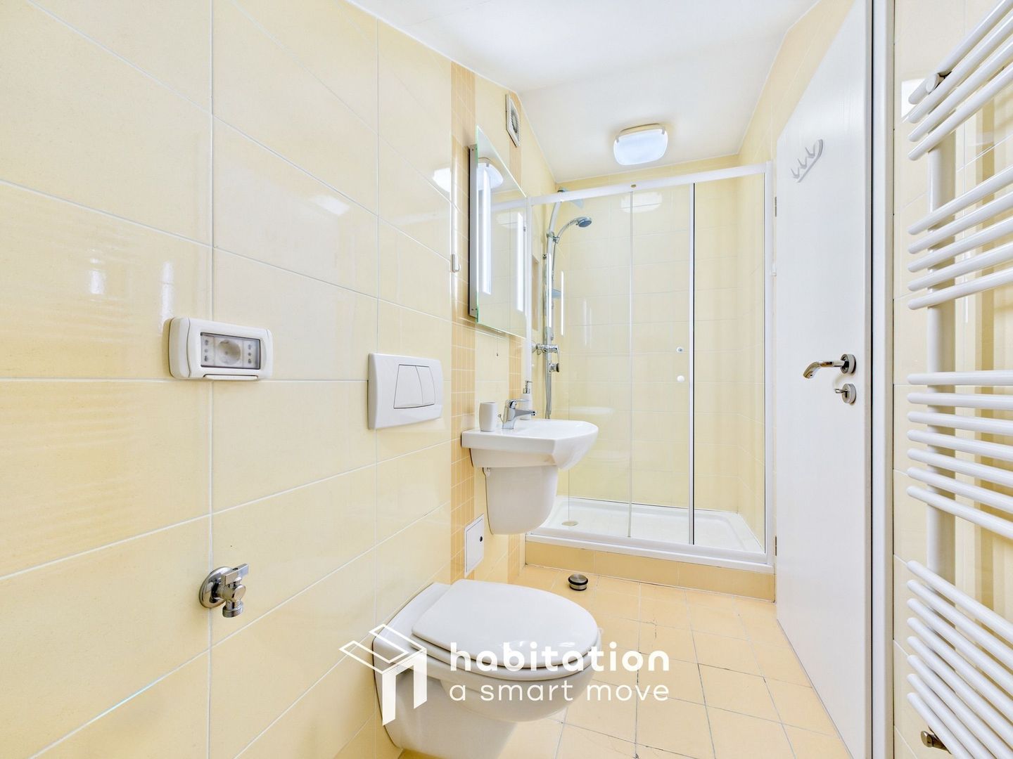 Descoperă eleganța unei case moderne– vizitează prin tur virtual - Poză 32