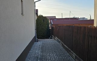 Casă / Vilă cu 8 camere de vânzare în Manastur, Cluj-Napoca - Poză 41