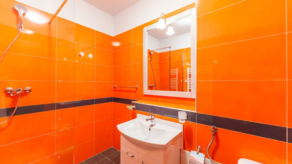 De închiriat apartament 2 cam deluxe în Subcetate - Poză 14