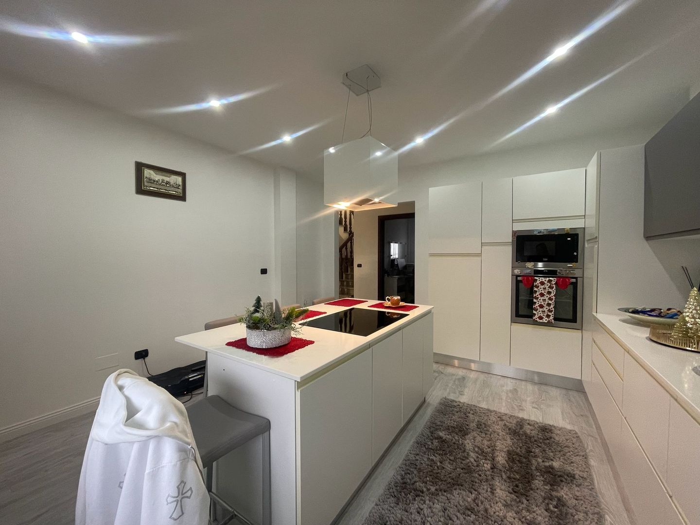 CASA COMPLET UTILATA SI MOBILATA MODERN CU GRADINA | 1100 MP |MARGINEA - Poză 26