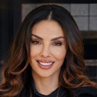 Beatrice Catalina - New Place Real Estate Company