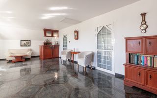 Casa visurilor cu livada roditoare si gradina amenajata - Poză 8