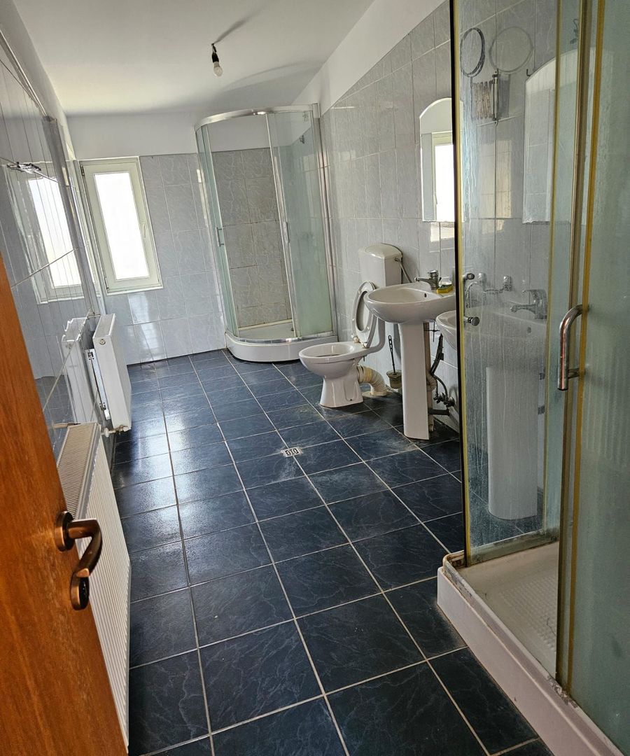 Vila,Parter+Etaj comuna Berceni 169000 eur - Poză 17