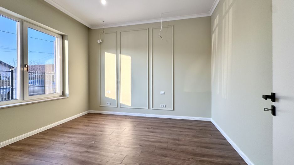 Duplex modern cu grădină, la intrare în Moșnița Nouă - Poză 18