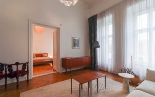 Apartament deosebit cu 4 camere in centrul orasului Cluj Napoca - Poză 11