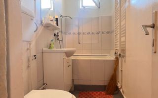 Apartament 2 camere decomandat zona centrala 36,500 euro negociabil - Poză 7