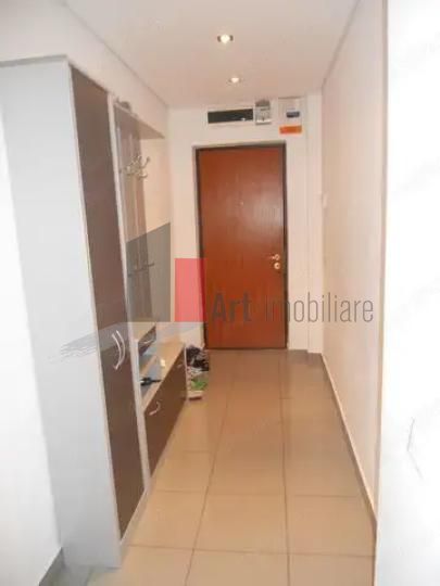 APARTAMENT 4 CAMERE  ULTRACENTRAL. - Poză 4