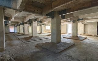 SAD 381 mp utili,  Complex Studentesc, vizibilitate excelenta. - Poză 3