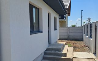 Vilă Elegantă pe Plan Parter-Confort, Spațiu și Liniște în Com Berceni - Poză 4