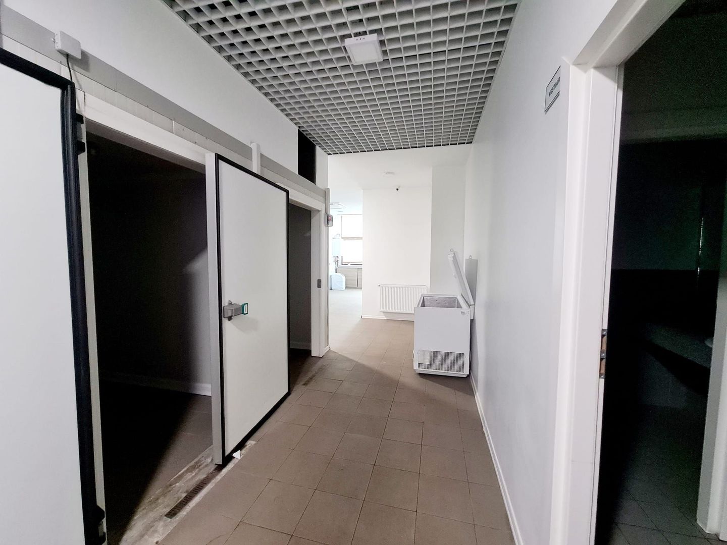 Spatiu comercial de vanzare sau inchiriere - Poză 7