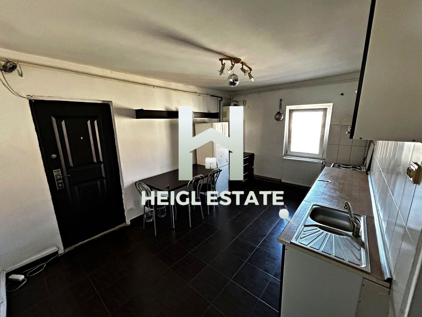 Apartament cu 2 camere de vânzare, zona Torontalului - Poză 3