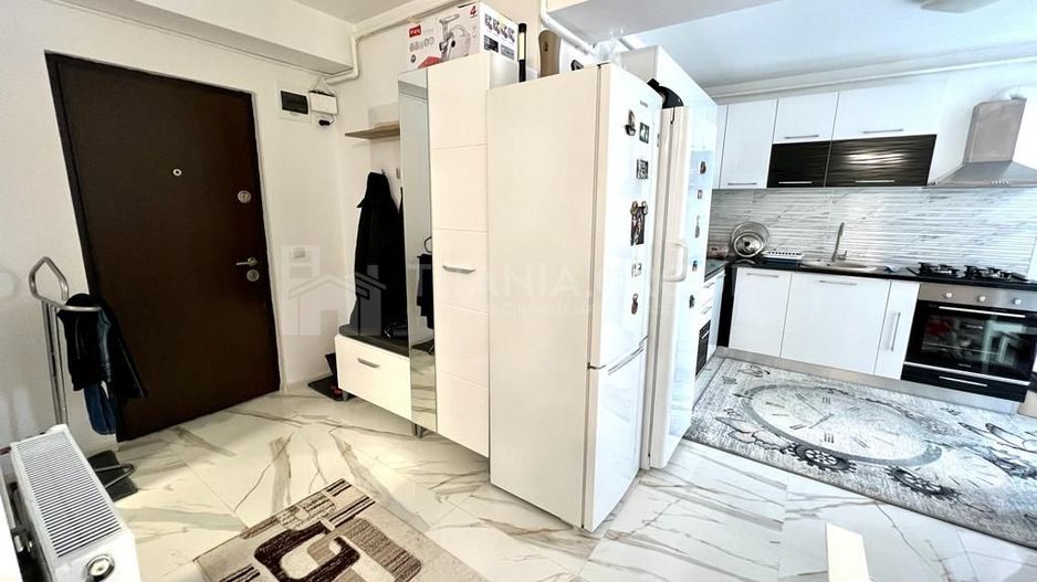 Garsoniera cocheta spre inchiriere in Coresi - Poză 8