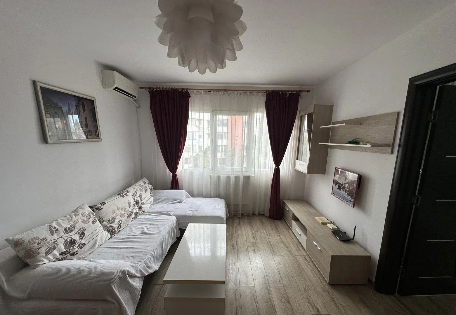Apartament modern 2 camere S2 50 mp 450euro Podu Ros-Tutora - Poză 2