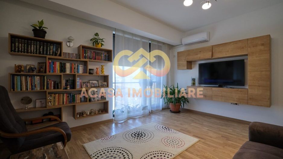 NOU  APARTAMEN 3 CAMERE DEC 2 BAI 87 MP TVA INCLUS - Poză 2