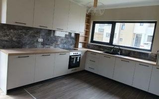 Casa de inchiriat in Dezmir, ansamblu privat - Poză 15