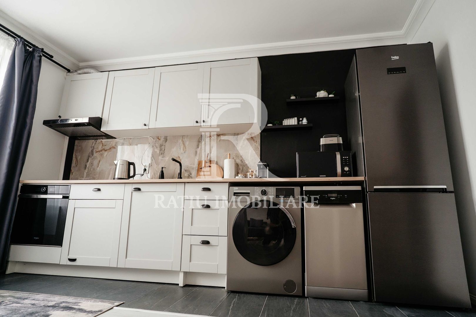 Apartament cu 3 camere la casă | Zona Gară – Express | Oradea - Poză 3
