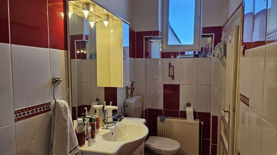 Casa mare, solida, Timisoara, D+P, 5 camere, 2 bai, Zona Lipovei - Poză 9