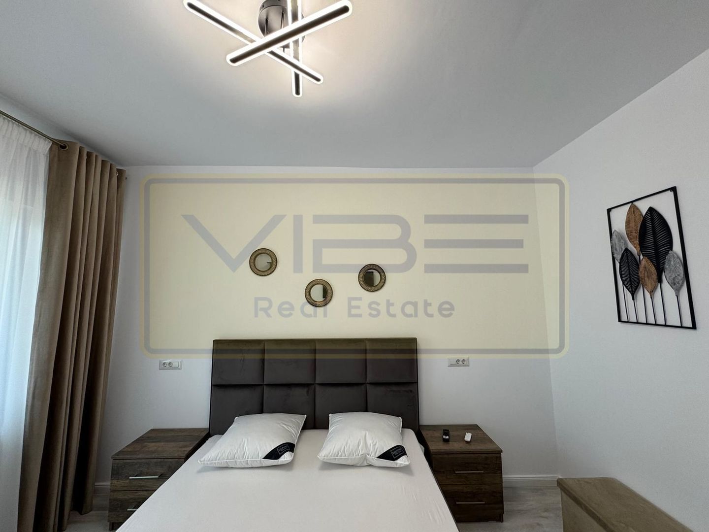 Apartament 2 camere decomandat cu parcare subterana  Unirea Towers - Poză 9