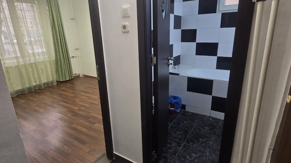 AP. 2 CAMERE GORJULUI, BUCATARIE DESCHISA, MOBILAT, METROU 5 MINUTE - Poză 11