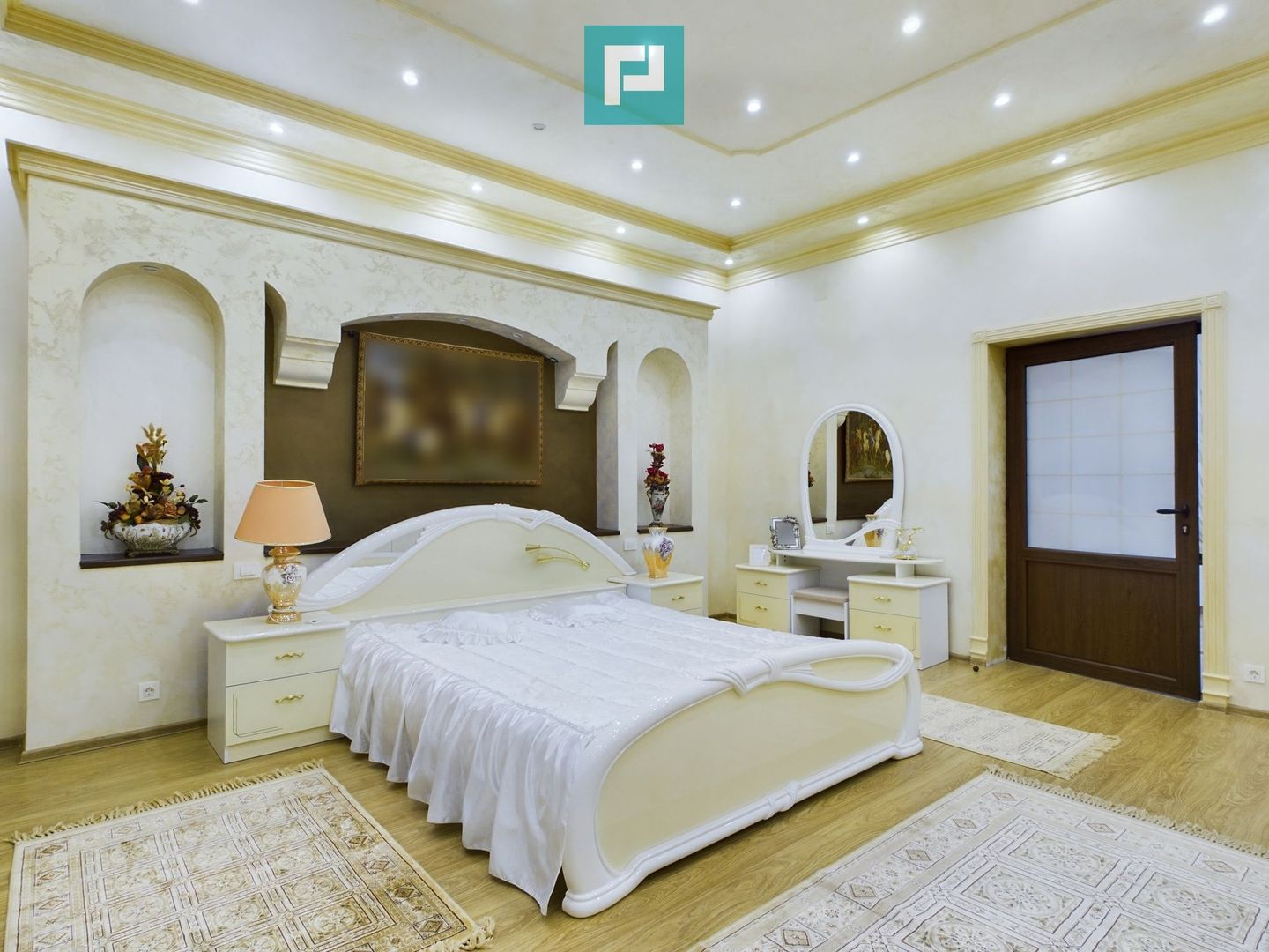 Vilă luxoasă cu o casă de oaspeți în Serbia - Poză 9