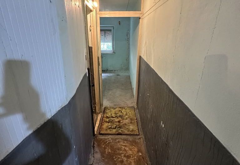 Apartament de renovat cu 2 camere, 50 mpu, parter, Cetate, Alba Iulia - Poză 9