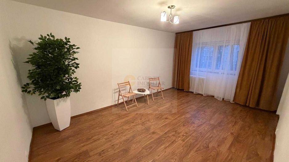 2 Camere | 3/4 | Decomandat | 51mp | 1982 | metrou Crangasi - Poză 2