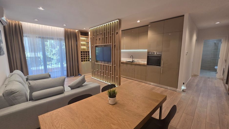 Grand Park Pipera | Erou Iancu Nicolae - Poză 1