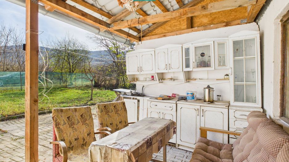 Casuță cu priveliște panoramică spre Cetatea Șiria - Poză 4