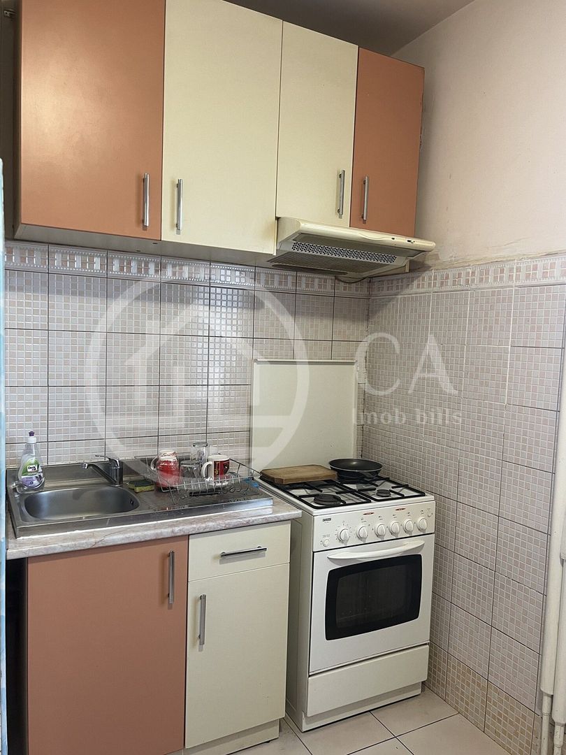 Apartament cu 3 camere de inchiriat zona Ultracentrala Oradea - Poză 12