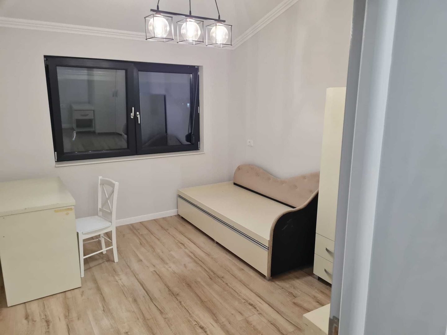 Penthouse M16_ 88mp_ bloc nou_loc parcare_partial mobilat_terasa 41 mp - Poză 8