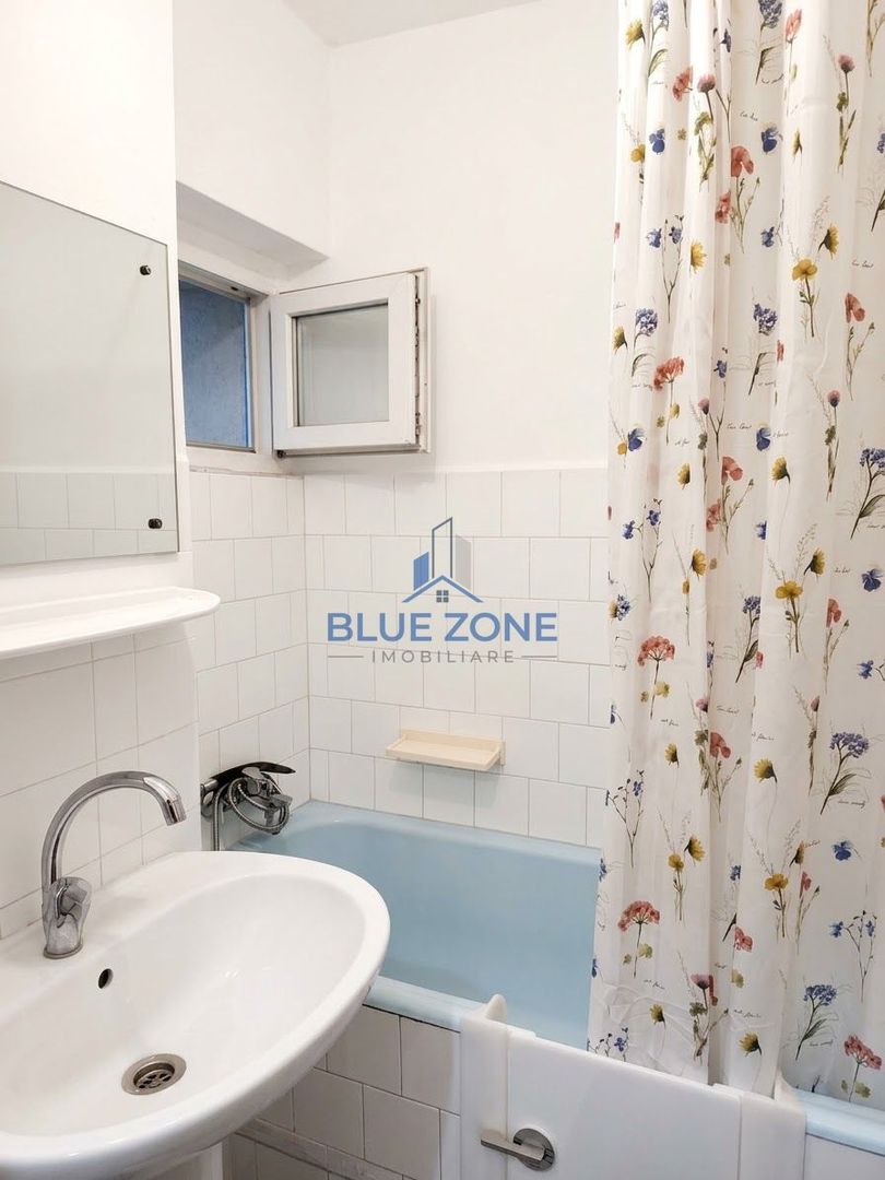 Apartament cu 3 camere de vânzare în Drumul Taberei - Poză 6