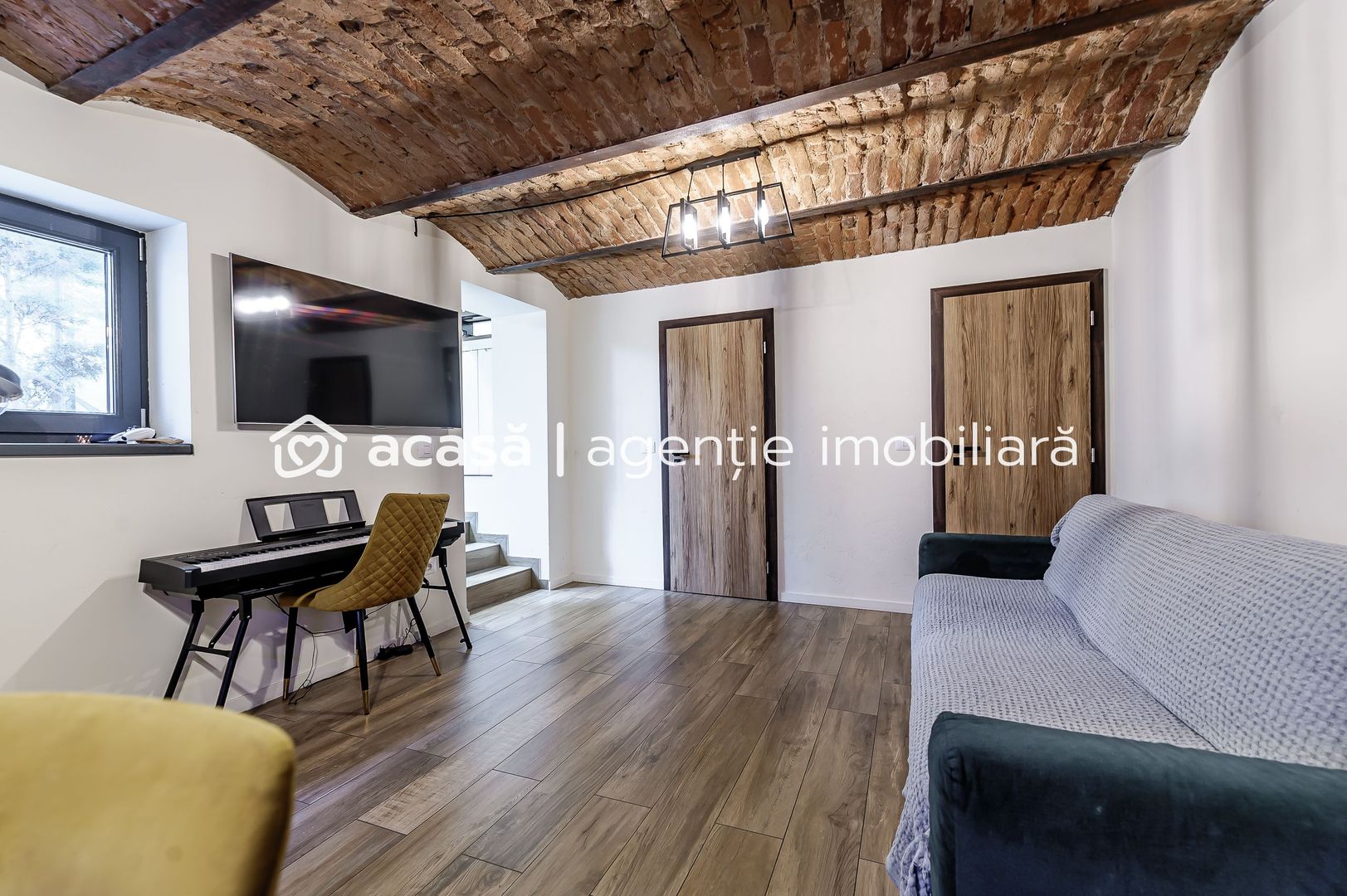 Apartament tip casa, cu gradina proprie, in zona centrala a Aradului - Poză 10