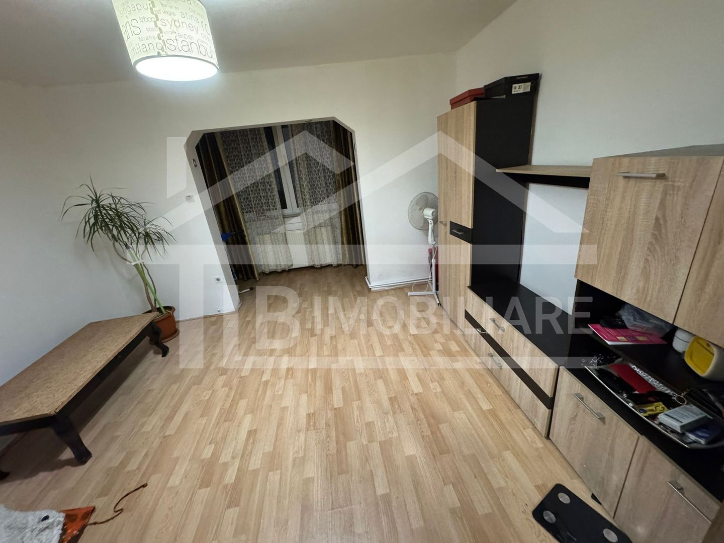 Apartament cu 3 camere, 54mp, Zona Dambu Pietros - Poză 1
