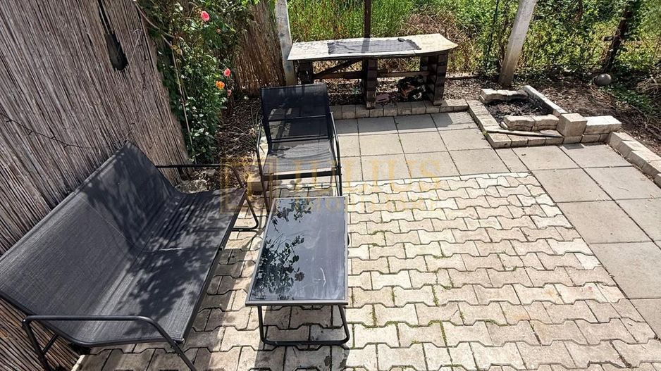 2 camere| apartament la casa-curte comuna| loc de parcare| centrala proprie| - Poză 14