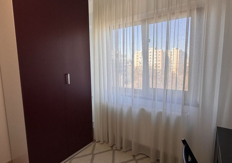 Apartament 3 camere de închiriat Brâncoveanu - Loc de parcare - Poză 3