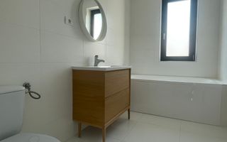 VILA NOUA SI MODERNA CU 5 CAMERE LA INCHIRIERE IN OTOPENI - Poză 23