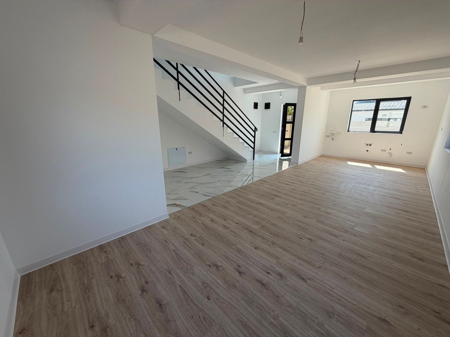 CASA INDIVIDUALA GLINA, INCALZIRE PARDOSEALA, TEREN 325 MP, COMIS 0% - Poză 12