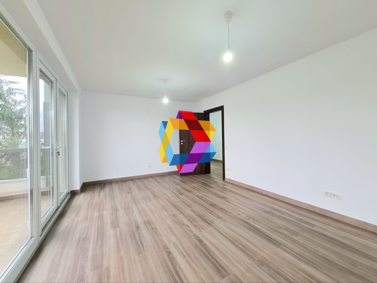 Spatiu comercial de închiriat Brasov - 85 mp # plus-imo.ro - Poză 2