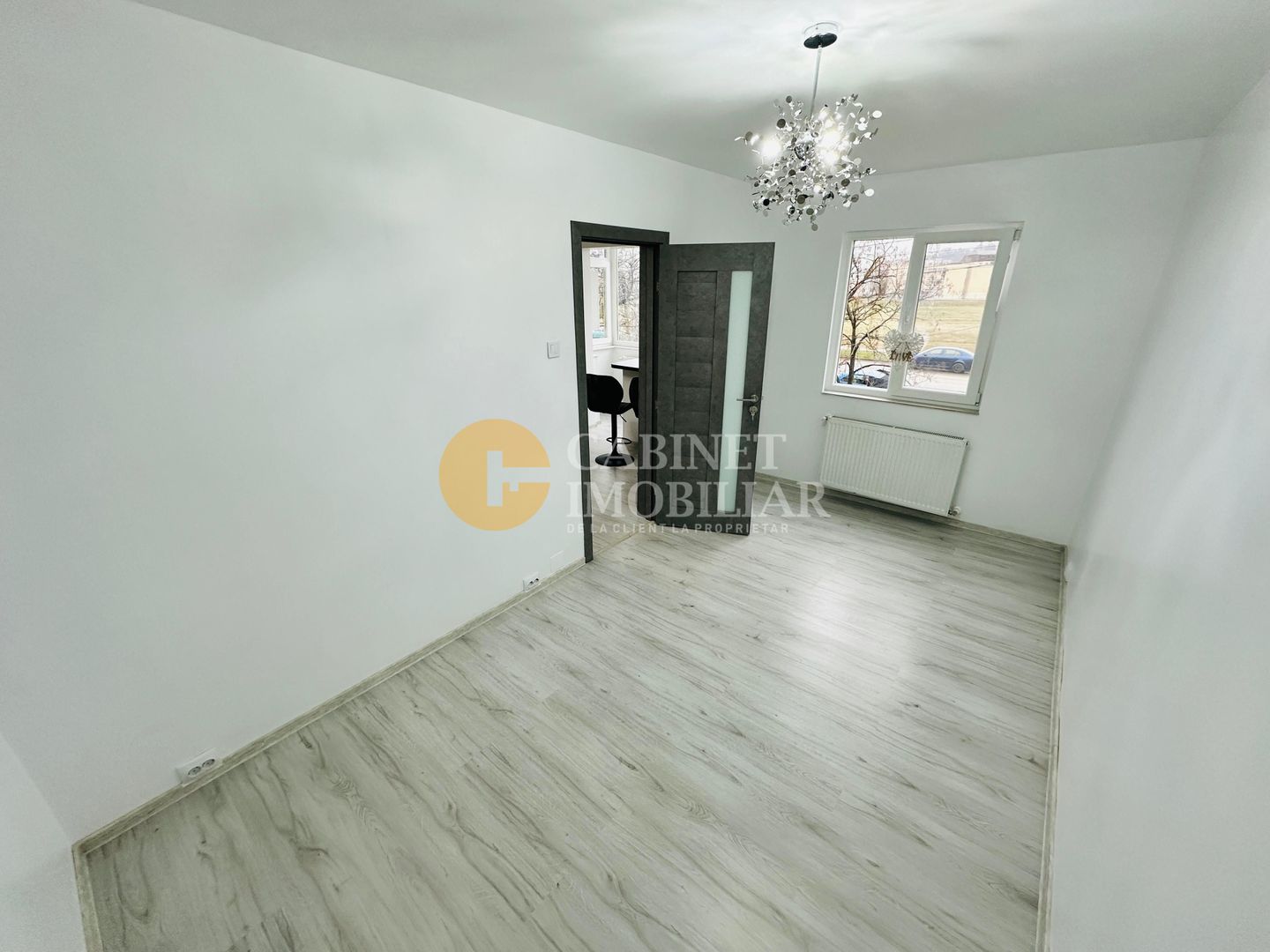Apartament cu 2 Camere Renovat - Etaj 2 - Zona Alexandru - Poză 5
