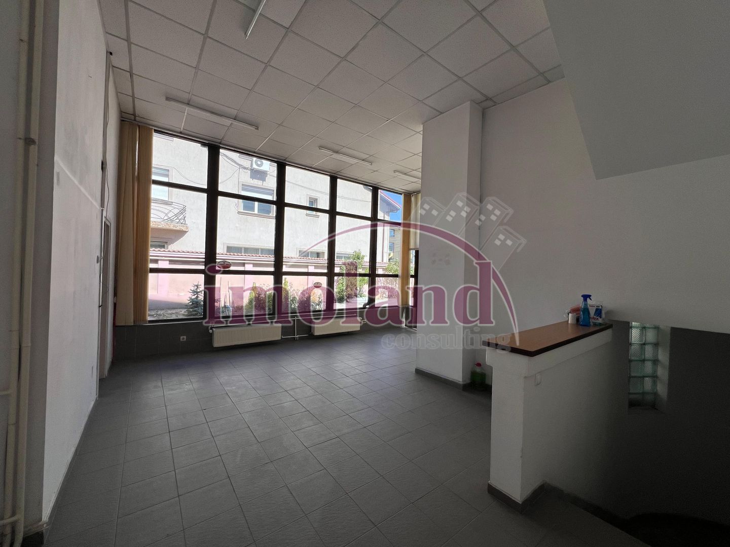 Casa 15 camere cu parcare mare - Jiului - Poză 5