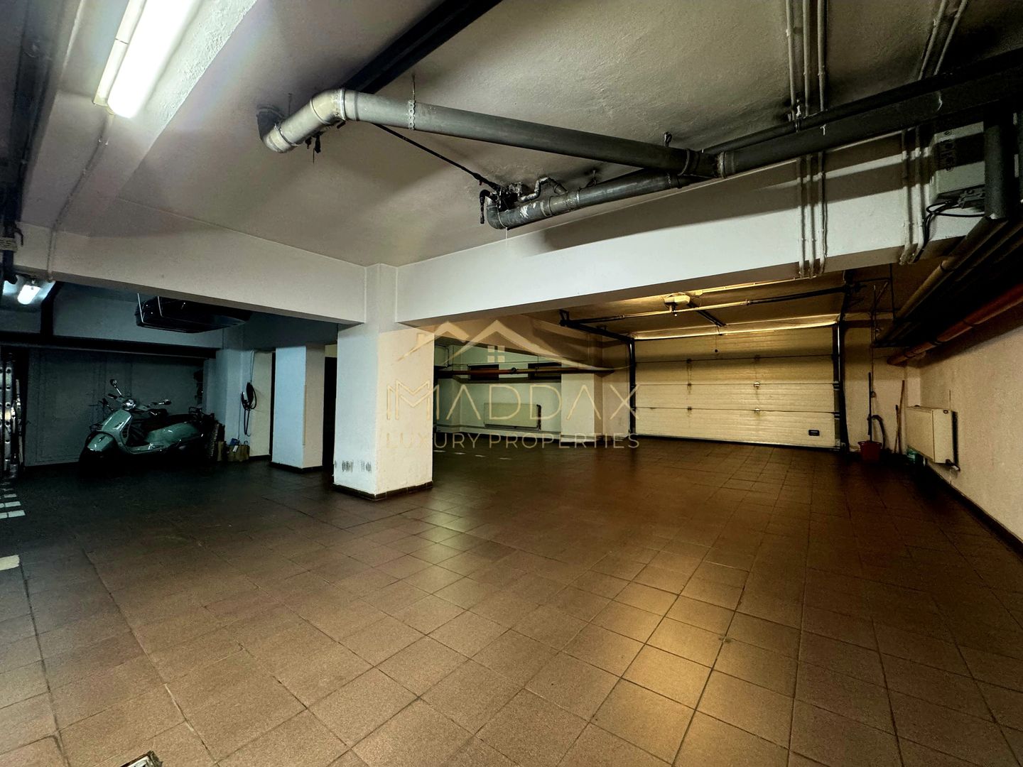 Apartament Elegant de Vânzare – 5 Camere/ 3 Băi, *Arcul de Triumf* - Poză 60