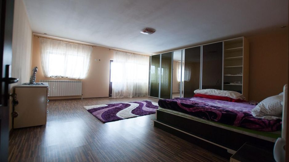 Casa 15 camere 846 mp utili 720 mp teren - Poză 12