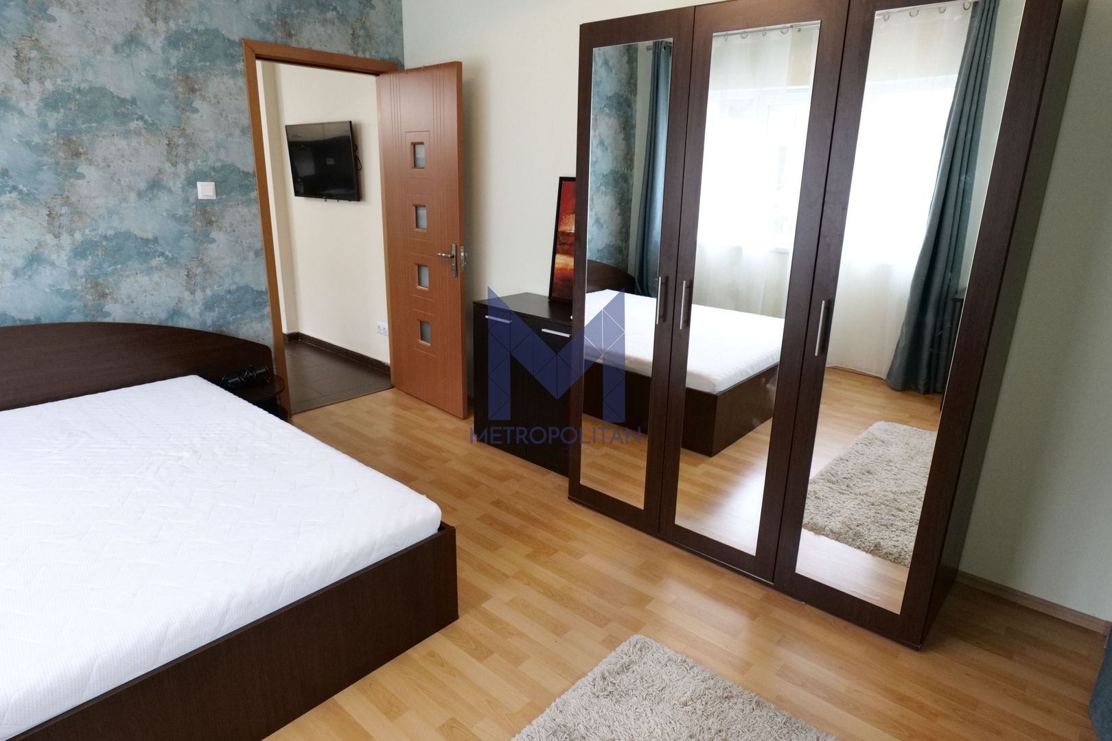 De închiriat apartament luminos 3 camere - Poză 12